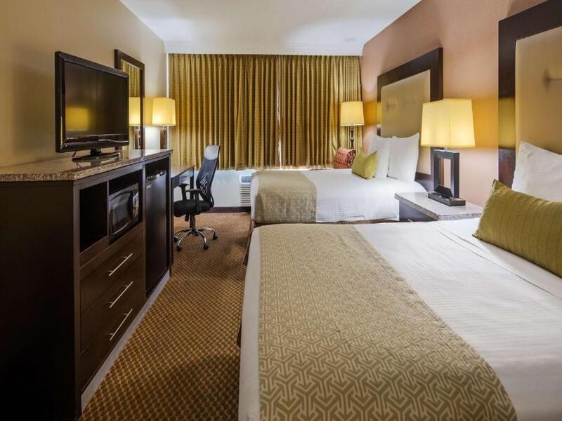 Best Western Louisville East Inn&Suites Eksteriør billede