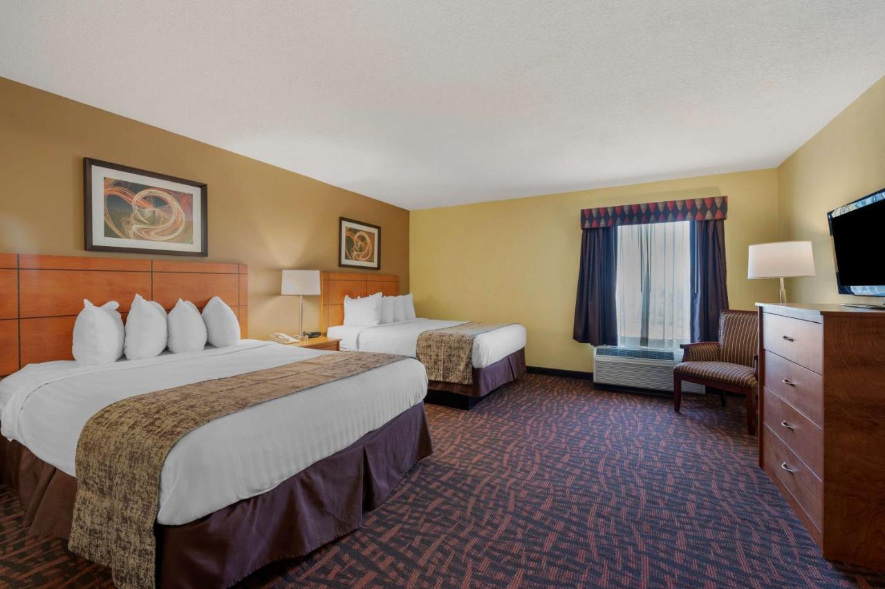 Best Western Louisville East Inn&Suites Eksteriør billede
