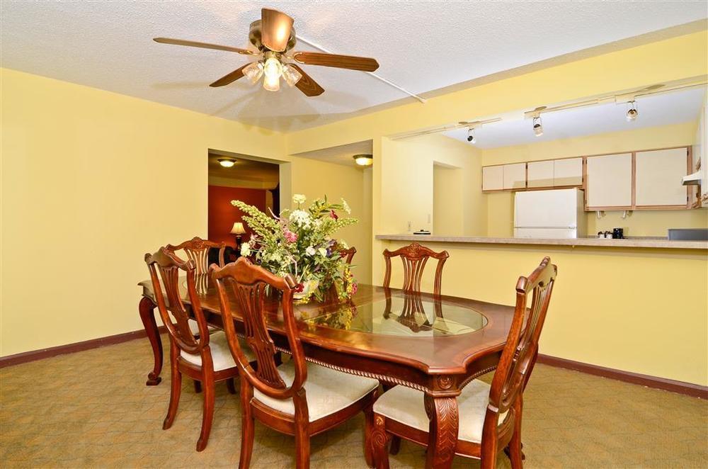 Best Western Louisville East Inn&Suites Værelse billede