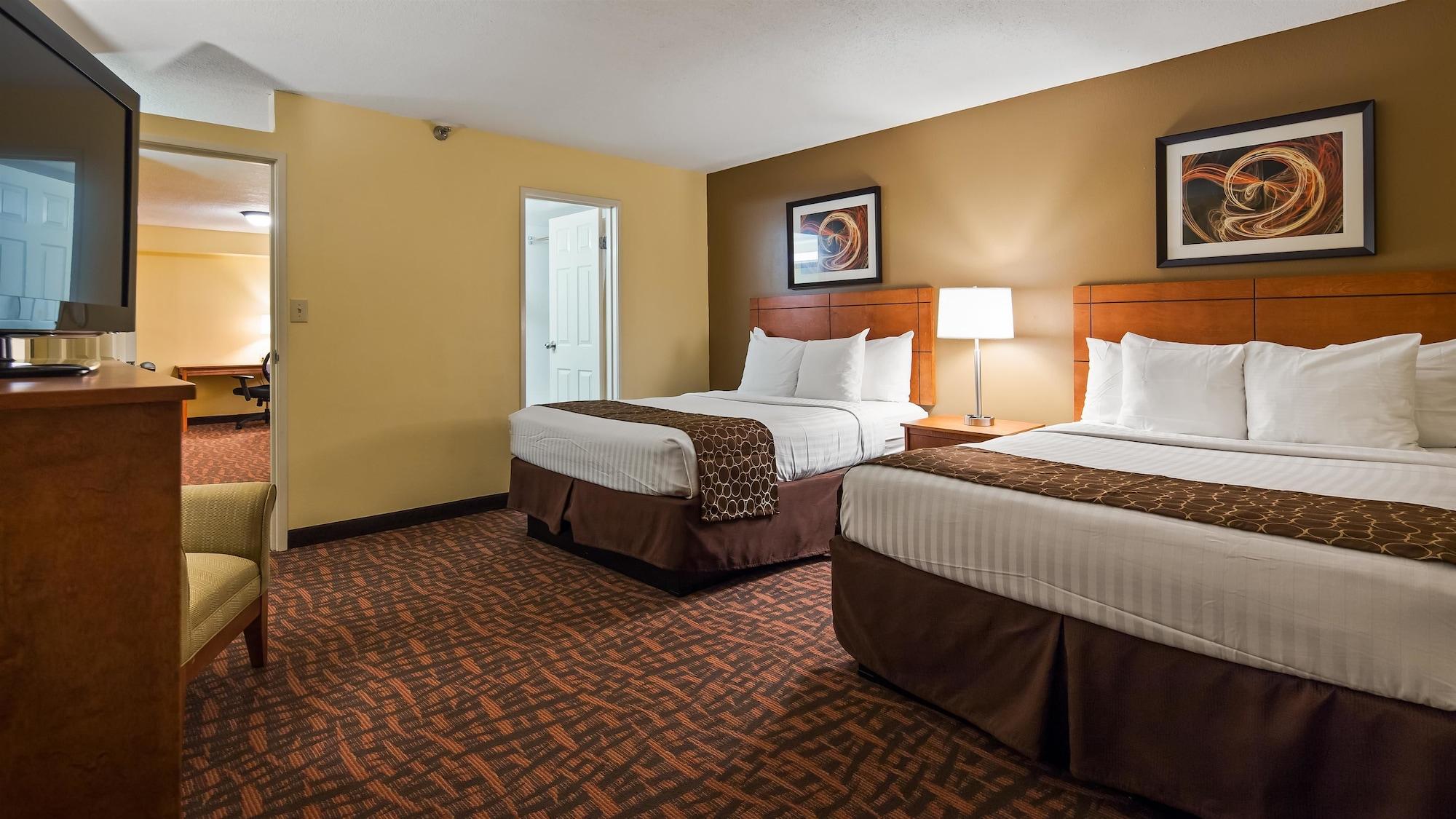Best Western Louisville East Inn&Suites Eksteriør billede